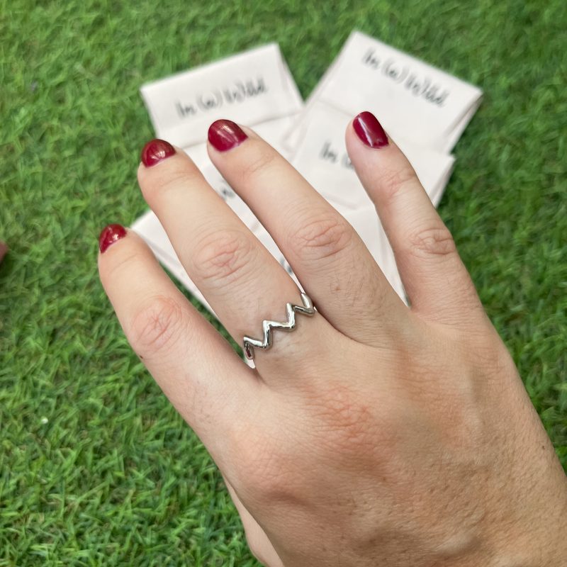 Anillo Picos plateado