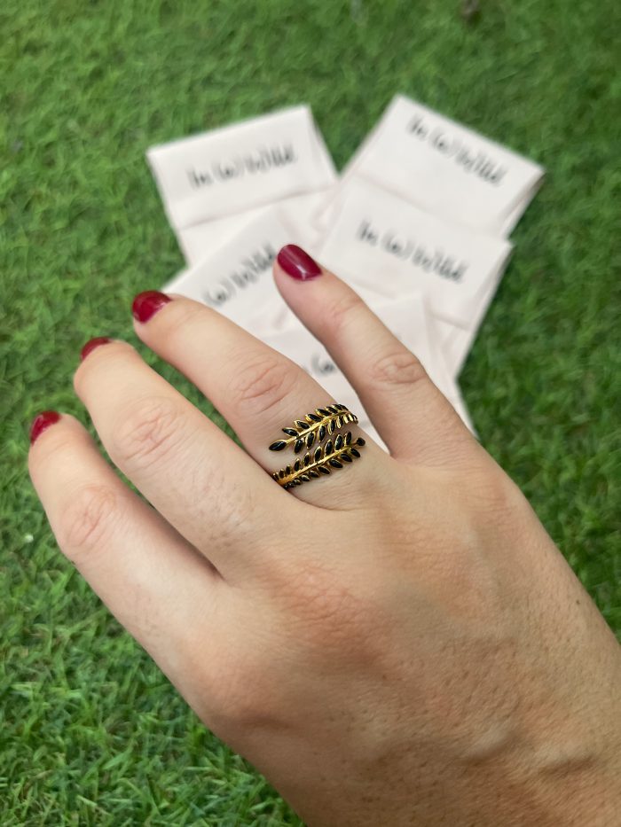 Anillo Planta negra